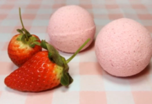 How to Make DIY Bath Bombs for a Relaxing Bath Experience