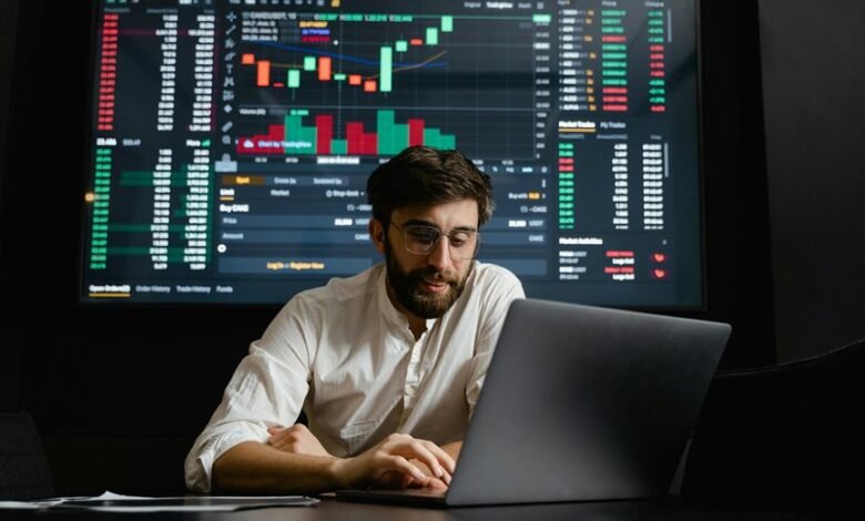 tech investment profit strategies