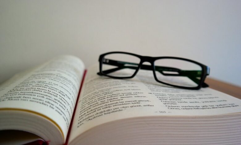 key facts about 011 836 1616